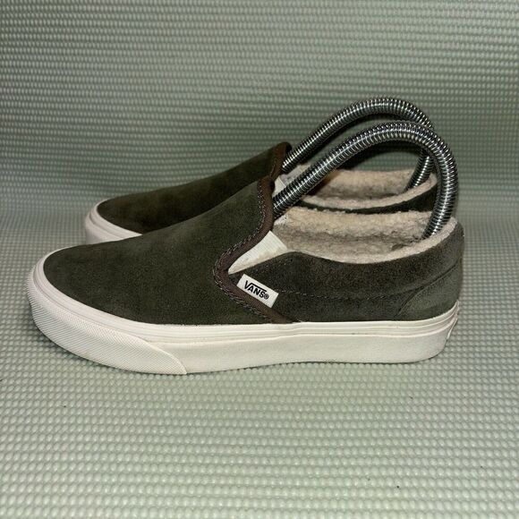 Vans Classic Slip On Shoes Suede Sherpa Lined Women’s Size 6 508182 Green - Picture 3 of 9